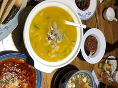 花里酸菜鱼-苹果树下艺术餐厅(通州店)