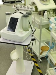 -苗医生0感科技祛痘