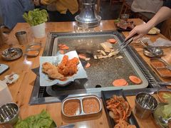 -仨仨米炭火烤肉