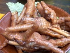 -黄潇洒老火锅(九眼桥宏济巷店)
