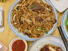 大排档炒牛河-粤·向群饭店(泮塘路店)
