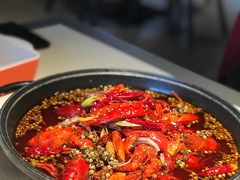 精品香辣小龙虾-黄尚皇小龙虾-螃蟹-烧烤工坊(皇后公园店)