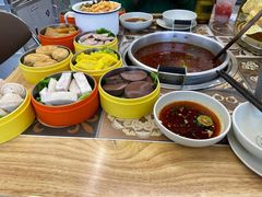 -顶上头·螺蛳火锅(五一新村店)