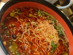 -大中华希尔顿酒店-念自助餐·嗨啤·小龙虾