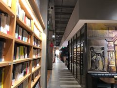 -百新书局(尚悦湾店)