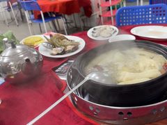 -花苑美食横琴生蚝火锅(拱北粤华路店)