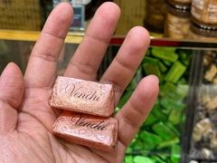 -VENCHI 闻绮(北京国贸商城店)