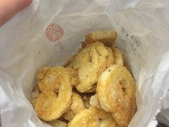 小蝴蝶酥-上海哈尔滨食品厂(淮海中路店)