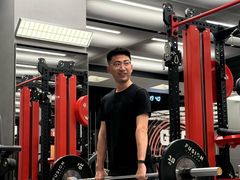 -FUSION FITNESS 热炼健身(万象天地店)