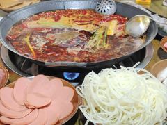 -黄潇洒老火锅(九眼桥宏济巷店)