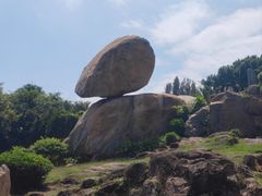 -东山风动石景区