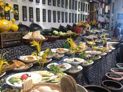 自助取餐区-百味地锅鸡(财校分店)