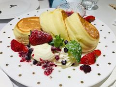 草莓舒芙蕾-娜娜家•Nana’s restaurant (爱琴海店)