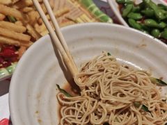-肥肥虾庄·金牌油焖大虾(汉街SKP店)