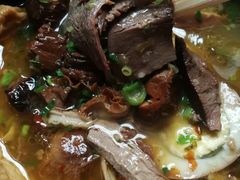 -花溪巷牛肉粉(泉城路店)