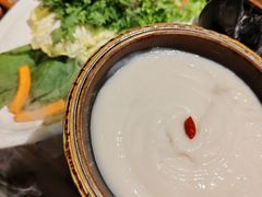 -老牌坊云南鱼豆花火锅(哈西万达店)