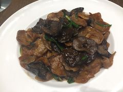 -郑庄脂渣海鲜楼(九水路店)