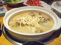 筒骨砂锅-骨捞专家·金华砂锅(西田城购物中心店)