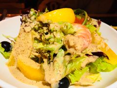 香橙蟹籽大虾沙律-MR.ROCKY洛奇先生RESTAURANT&BAR(宝安壹方城店)