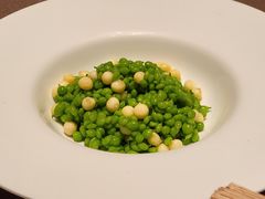 鸡头米小蜜豆-荣轩(新荣记环球金融中心店)