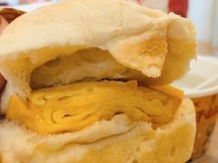 芝士厚蛋烧帕尼尼-肯德基(昆山千灯店)