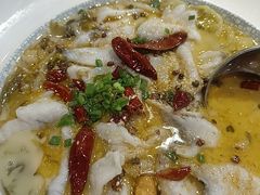 -鱼亨小鲜酸菜鱼(大信店)