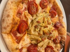 -卡佩罗意大利餐厅及酒吧Al Cappello Trattoria