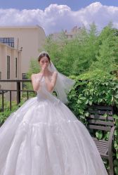 -Color卡诺婚纱礼服馆(南京严选店)