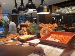 -JW万豪厨房餐厅·滨海草坪烧烤·海鲜·海景(三亚绿发山海天JW万豪酒店)