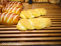 -焙丽拾光(麦凯乐直营店)