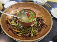-牛喵喵铜锅牛肉馆