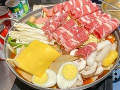 芝士肥牛年糕火锅-Meet Sun韩式大排档(五一广场7MALL店)