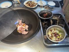 -屯老二农家铁锅炖·行业领军者(刘园店)