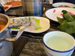 -云中捞高空旋转餐厅(商茂世纪广场店)