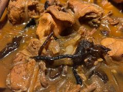 小鸡炖蘑菇-关东小磨东北菜(漕河泾印象城店)