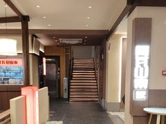 -阿瓦山寨·湘菜现炒·剁椒鱼头王(咸阳总店)