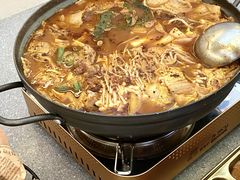 -豚妈妈汤饭·部队锅(南京东路店)
