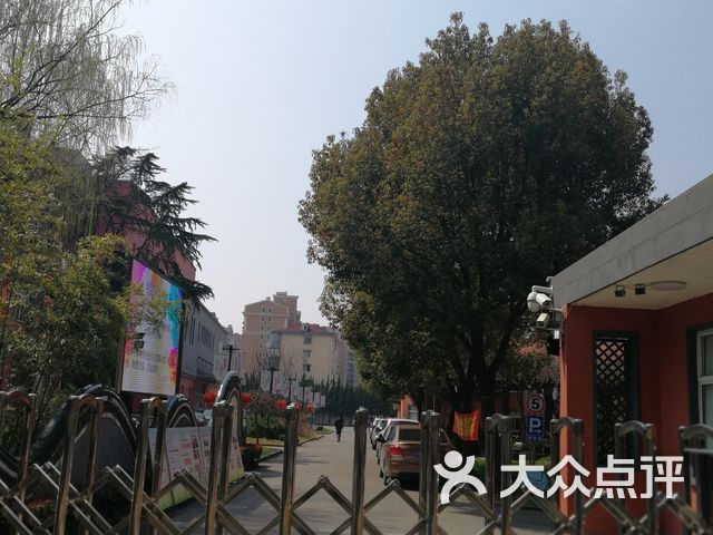 梅陇实验中学图片