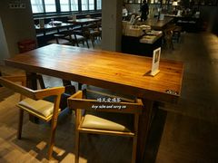 -阅西安新华书店(翠华南路店)