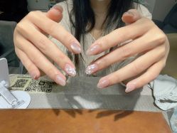 -艾珂·美甲美睫