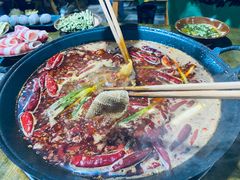 -黄潇洒老火锅(九眼桥宏济巷店)