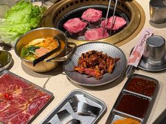 -蚂蚁洞·烤肉大营地(上海静安大悦城店)