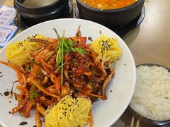 朝鲜族辣椒炒鱿鱼-海兰江石锅饭(水上店)