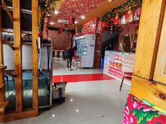 -三江鱼东北特色铁锅炖(骆驼店)
