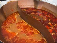 -毛辣果·贵州红酸汤牛肉火锅(西单店)