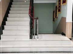 -瑞鹏宠物医院·内科·中兽医·骨科(苗圃店)