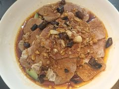 -红东阁东北菜烤肉酒馆(CROSS万象汇店)