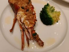 -广州万富希尔顿酒店·感趣自助餐厅·金秋蟹宴生蚝海鲜刺身烧烤