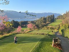 -昆明春城湖畔度假村