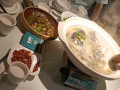 -老傅家湘潭水煮活鱼店(众一国际店)